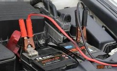 汽车没电钥匙打不开车门怎么办