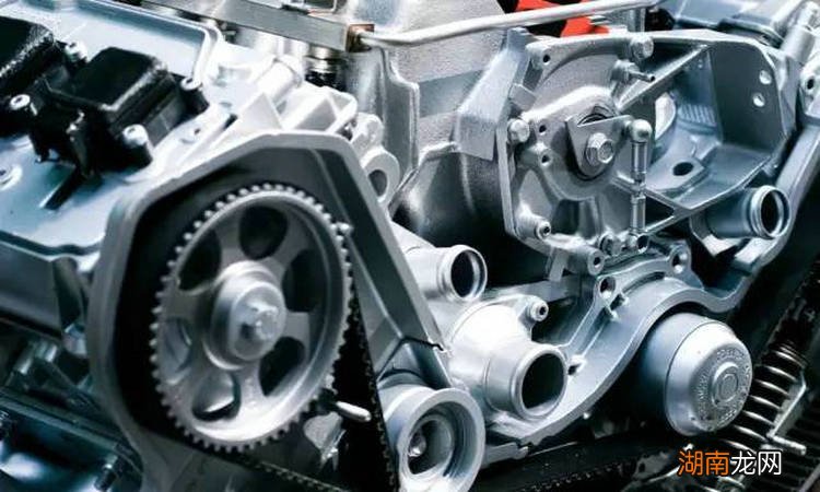 发动机飞轮的作用是什么