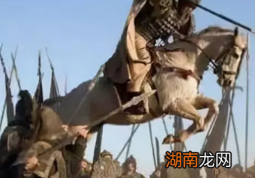 杜伏威的一生是怎样的？为什么投降后暴毙于长安？