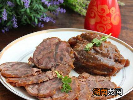 古代吃牛肉是违法的 古装剧里边大侠为何张口就两斤牛肉