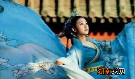 古代女子的裙摆那么长又拖地 古人就不怕被弄脏吗