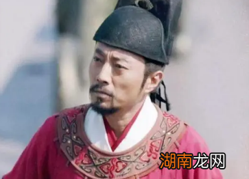 除了书法艺术外，褚遂良对后世产生了哪些影响？