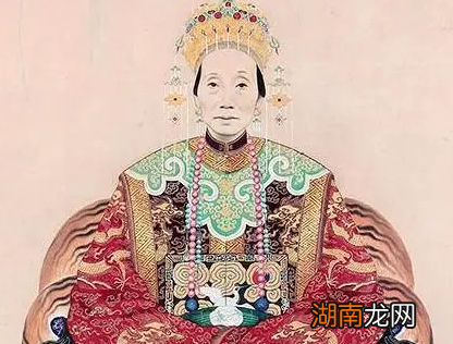 古代高中状元母亲就能封为诰命夫人 那么其父亲又能封什么