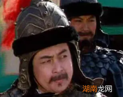 孙坚得到玉玺后,为何没有被袁绍抢走?