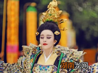 武则天为什么与自己的儿子抢皇位?她是如何从皇后变成女皇的?