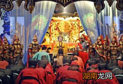 李范的一生要多传奇？杜甫的诗中为何会提到他？