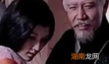 为什么汉武帝一定要杀钩弋夫人不可?钩弋夫人的背后有谁?