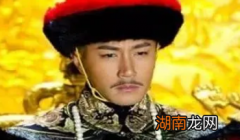 历史上多尔衮真的喜欢孝庄吗？他为什么放弃皇位？