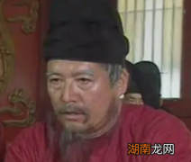 张柬之要发动神龙政变的原因是什么？