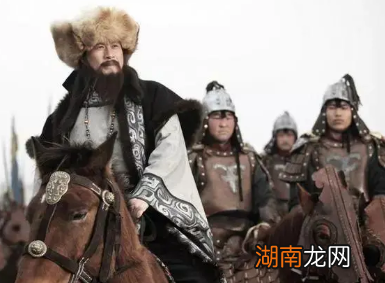 建立伊尔汗国后，旭烈兀为什么再未回到中原？