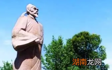 杜甫世称杜工部,大小也是个官,为什么会那么穷?