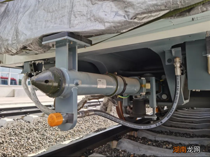 事故原因公布！为何好好的地铁说断就断了？