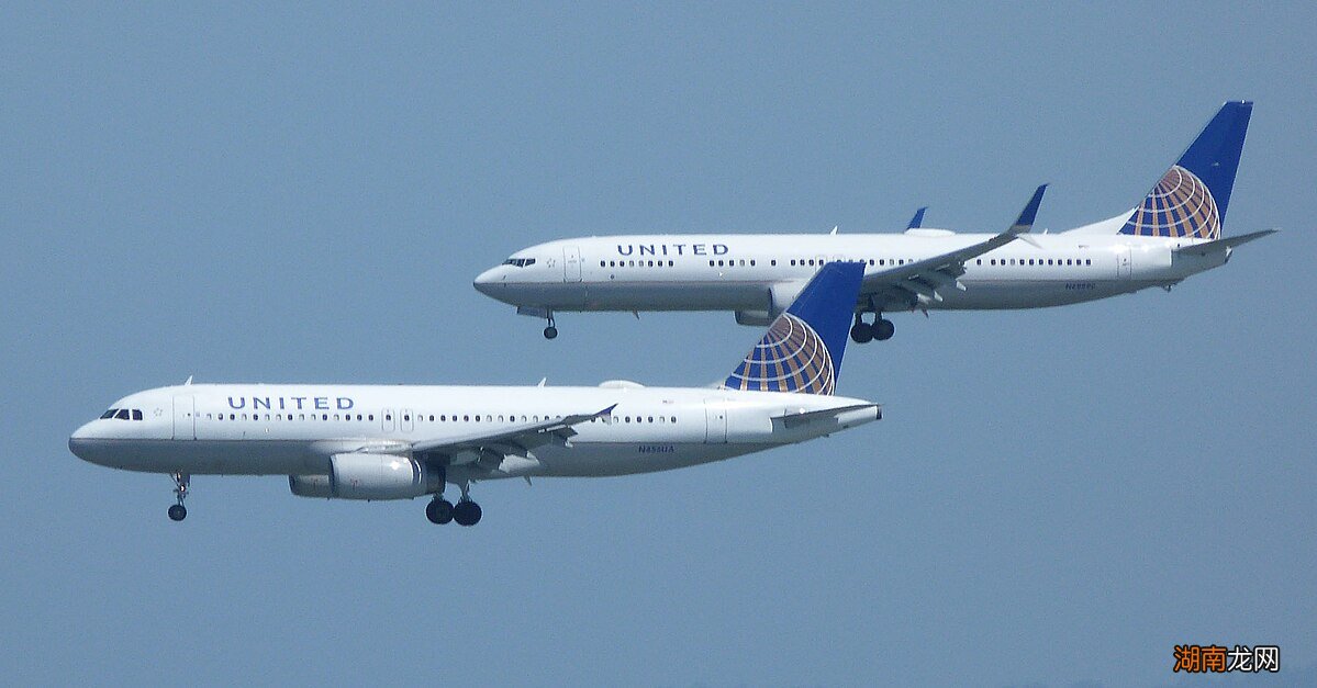 避雷！飞机坐这个位置产生的颠簸感最强烈