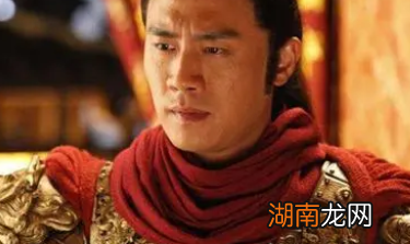 嫡长子继承和立贤不立长制度哪个更适合封建王朝?