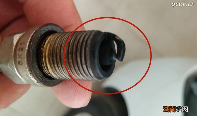 火花塞变黑是怎么回事