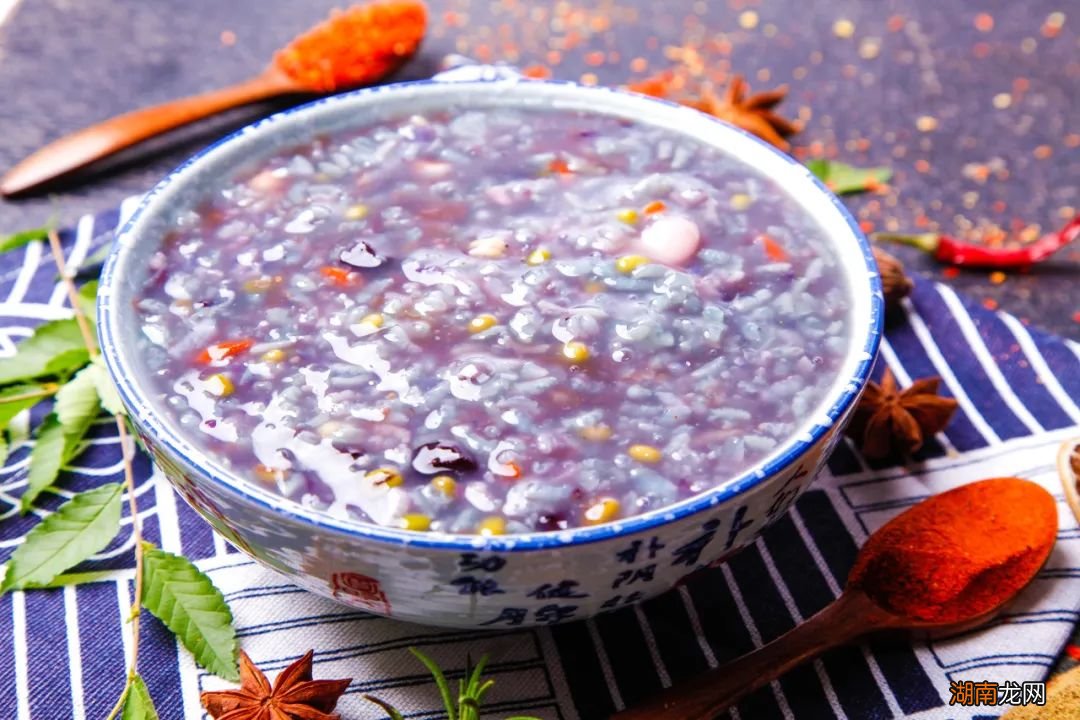 喝白粥?不吃肉?医生说的“清淡饮食”,好多人都搞错了