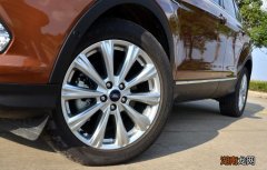 轮胎几万公里前后调换一次