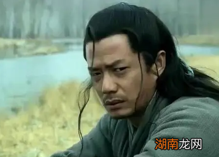 韩信胯下之辱时不是戴着剑吗 韩信为何不杀屠户