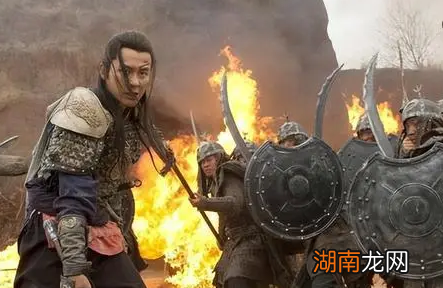古代打仗的士兵都是年轻力壮的小伙 古人是怎么解决生理问题的