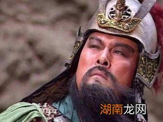 为何关羽不敢第一个上前和吕布一战呢?