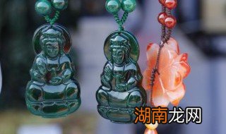 怎么清洗翡翠佛 新买的翡翠佛怎么处理