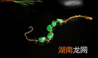 翡翠挂件破损了怎么办,翡翠挂件容易摔碎吗