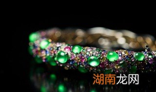 翡翠被磕了怎么办 翡翠镯子磕了怎么