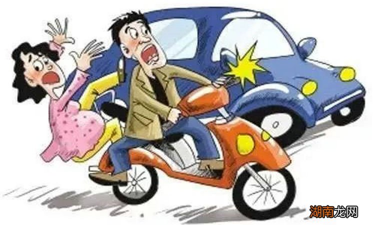 电动车刮蹭机动车如何处理