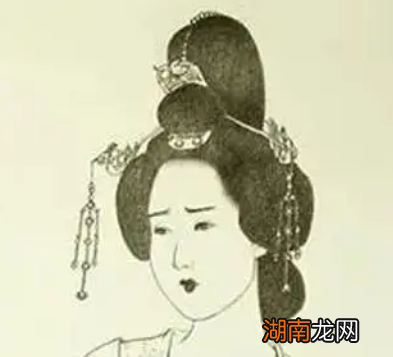 在唐朝时期,女性hi如何修饰自己的?