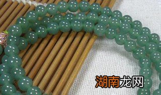翡翠链子怎么穿吊坠 翡翠珠链怎么穿挂件