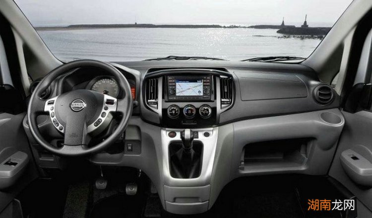 面包车有自动挡车型吗