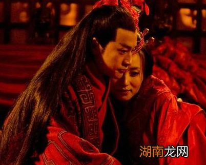 古代男子可以三妻四妾的 妻子为什么还要主动给丈夫纳妾