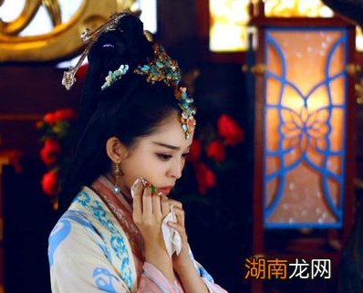 古代男子可以三妻四妾的 妻子为什么还要主动给丈夫纳妾