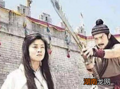 古代在处决犯人的时候 古人为什么要脱去外衣