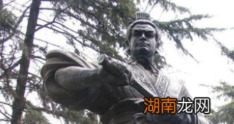 曹操那么坚持的要襄樊，为什么曹丕轻易就放弃？