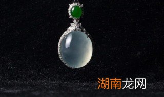 翡翠福禄寿的收藏价值 福禄寿翡翠原石什么样