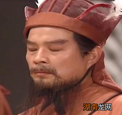 袁绍四世三公而曹操是白手起家 曹操军事实力是如何远超