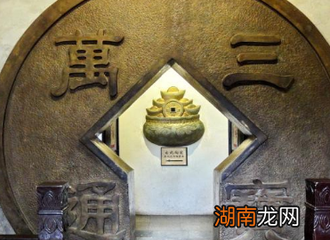 真实历史上,沈万三真的是被朱元璋迫害死的吗?