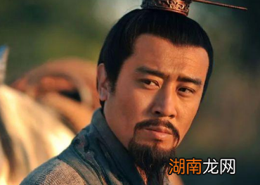 刘备一直在等待成就一番事业的机会,最终得到了回报