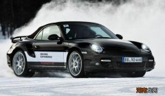 冷车启动发动机声音大正常吗