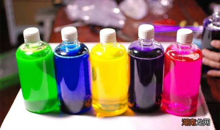 不是一个牌子的防冻液可以混加吗