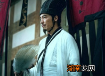 在刘备落魄的时候，为何司马徽要推荐诸葛亮呢？