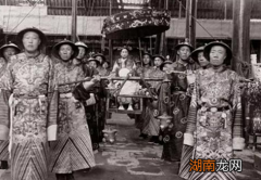 古代太监被阉割之后 太监又是怎么上厕所的