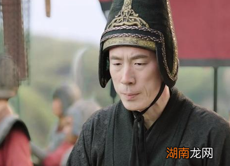 黄皓作为蜀汉后期最大的奸臣 诸葛亮临死前为何没有对他下手