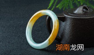 翡翠玉镯碎了怎么处理 翡翠手镯碎了怎么办