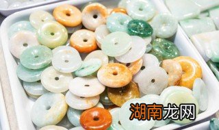 翡翠高温烤色 什么是翡翠的烤色