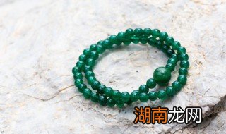 酸洗翡翠起什么作用,酸洗后的翡翠还有翠性吗