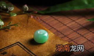 翡翠手镯煮蜡如何判断 翡翠煮蜡怎么处理