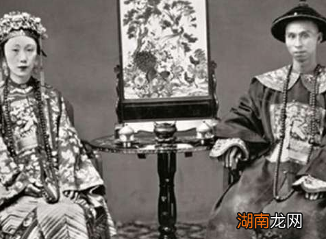 古代官员生活真的很舒服吗 清朝官员上朝后就能回家睡觉吗