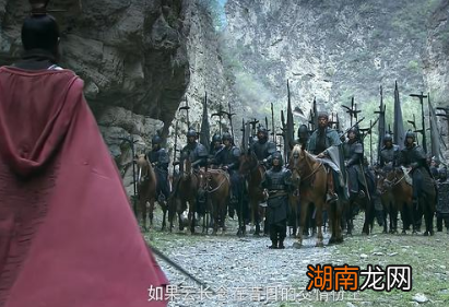 曹操与关羽分属不同阵营,但二人之间却有着复杂关系